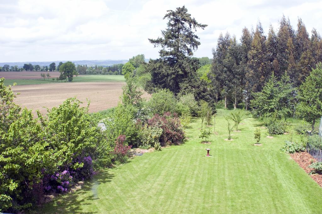 La Nesliere Chambres D'Hotes Bio Saint-Symphorien-des-Monts Exteriér fotografie